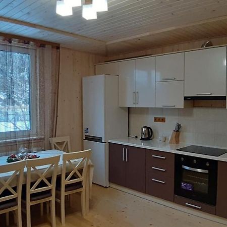 تاتاريف Котедж Під Горою المظهر الخارجي الصورة